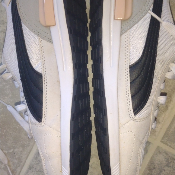 Puma White and Black Sneakers - Picture 6 of 15
